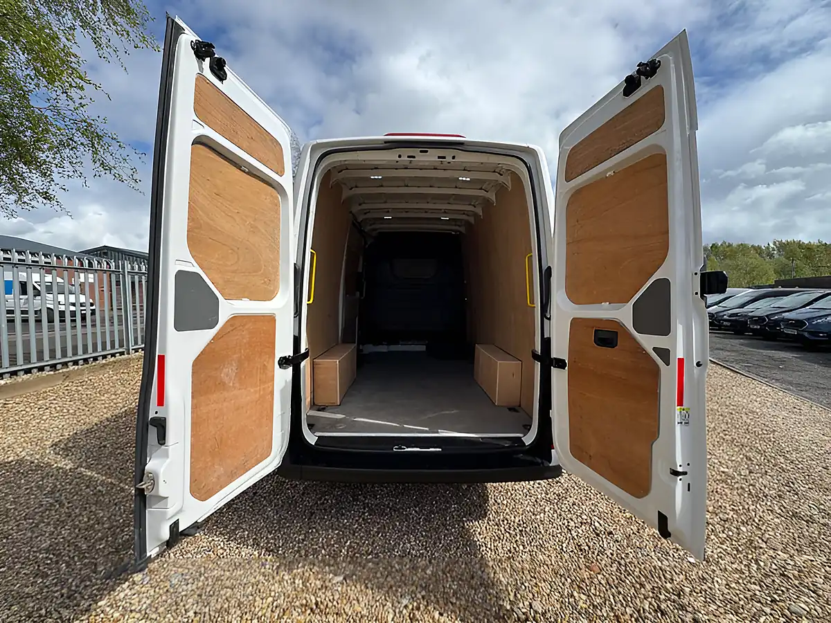 Used 2023 Man Tge Lion Xs White - Interior and Exterior details 5