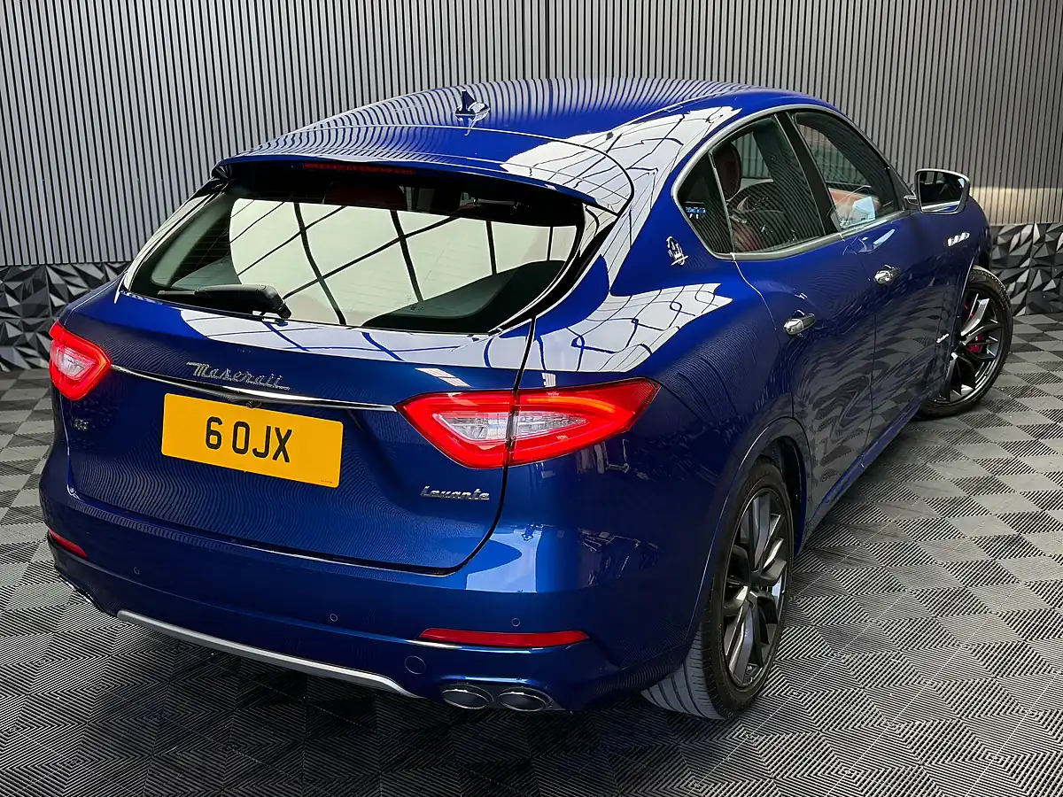 Used 2023 Maserati Levante Gransport Blue Emozione - Interior and Exterior details 11