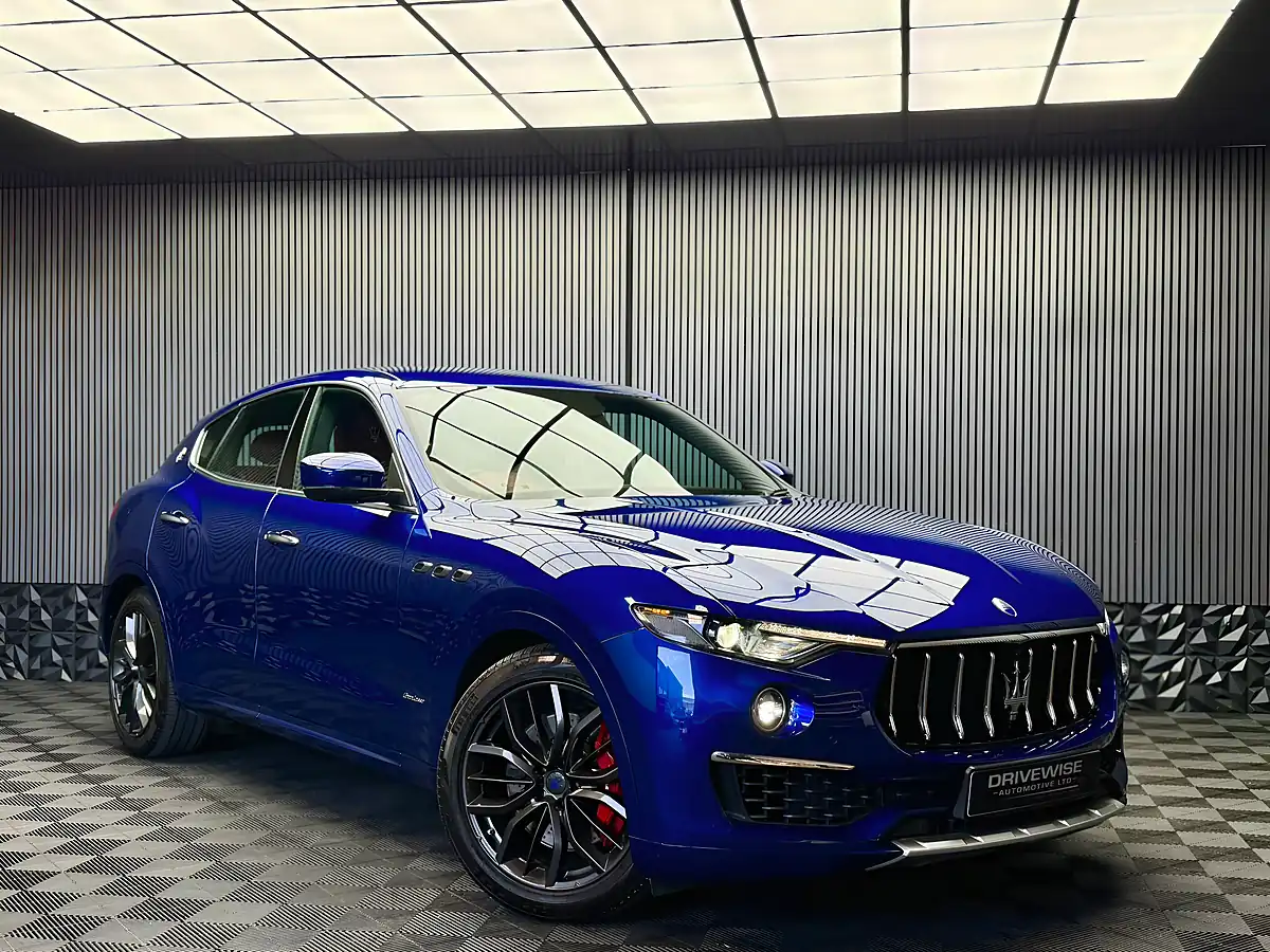 Used 2023 Maserati Levante Gransport Blue Emozione - Interior and Exterior details 7
