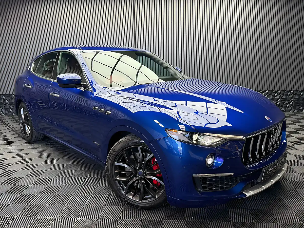 Used 2023 Maserati Levante Gransport Blue Emozione - Interior and Exterior details 8