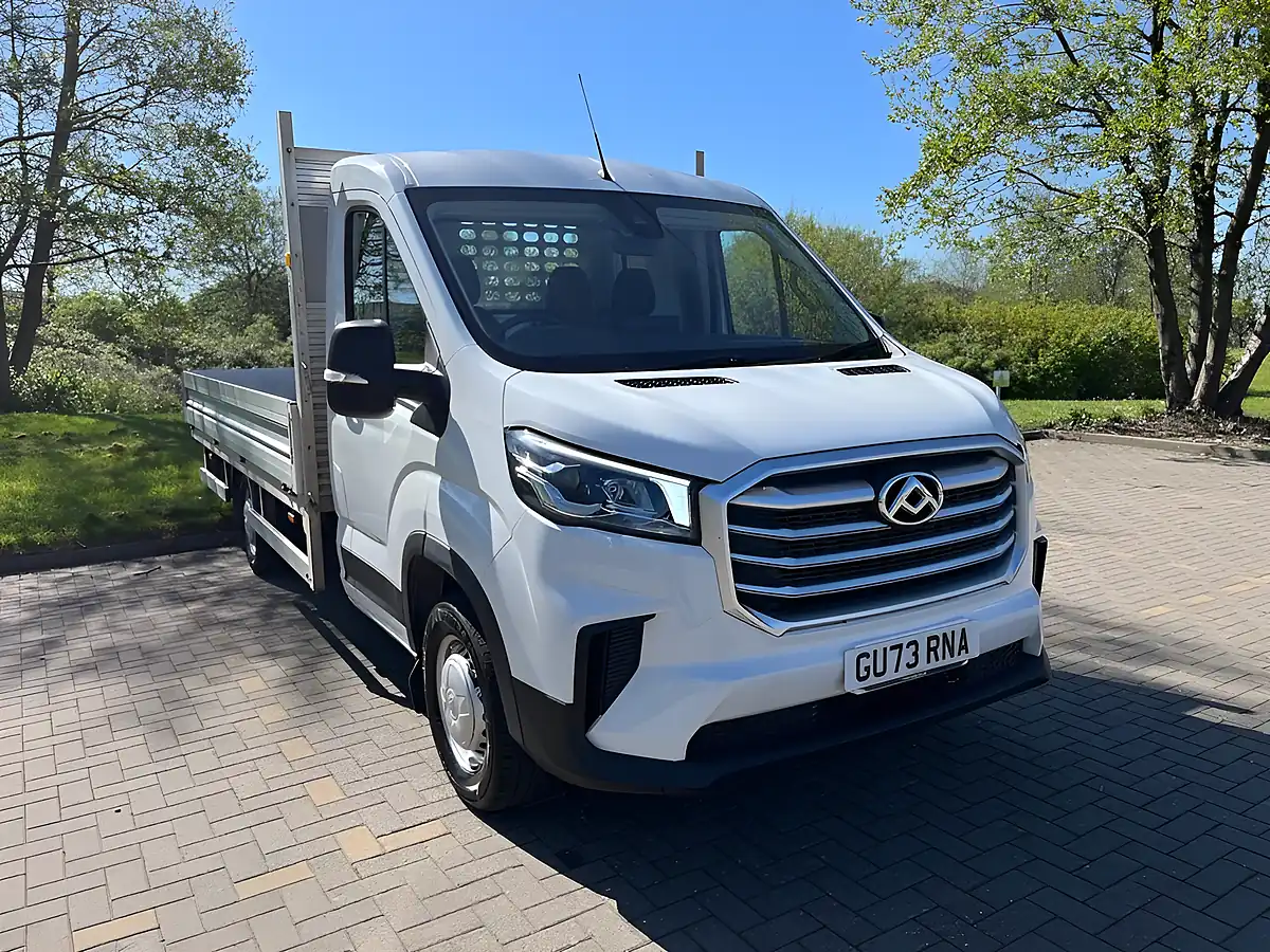 Used 2023 Maxus Deliver 9 Dropside White - Front View