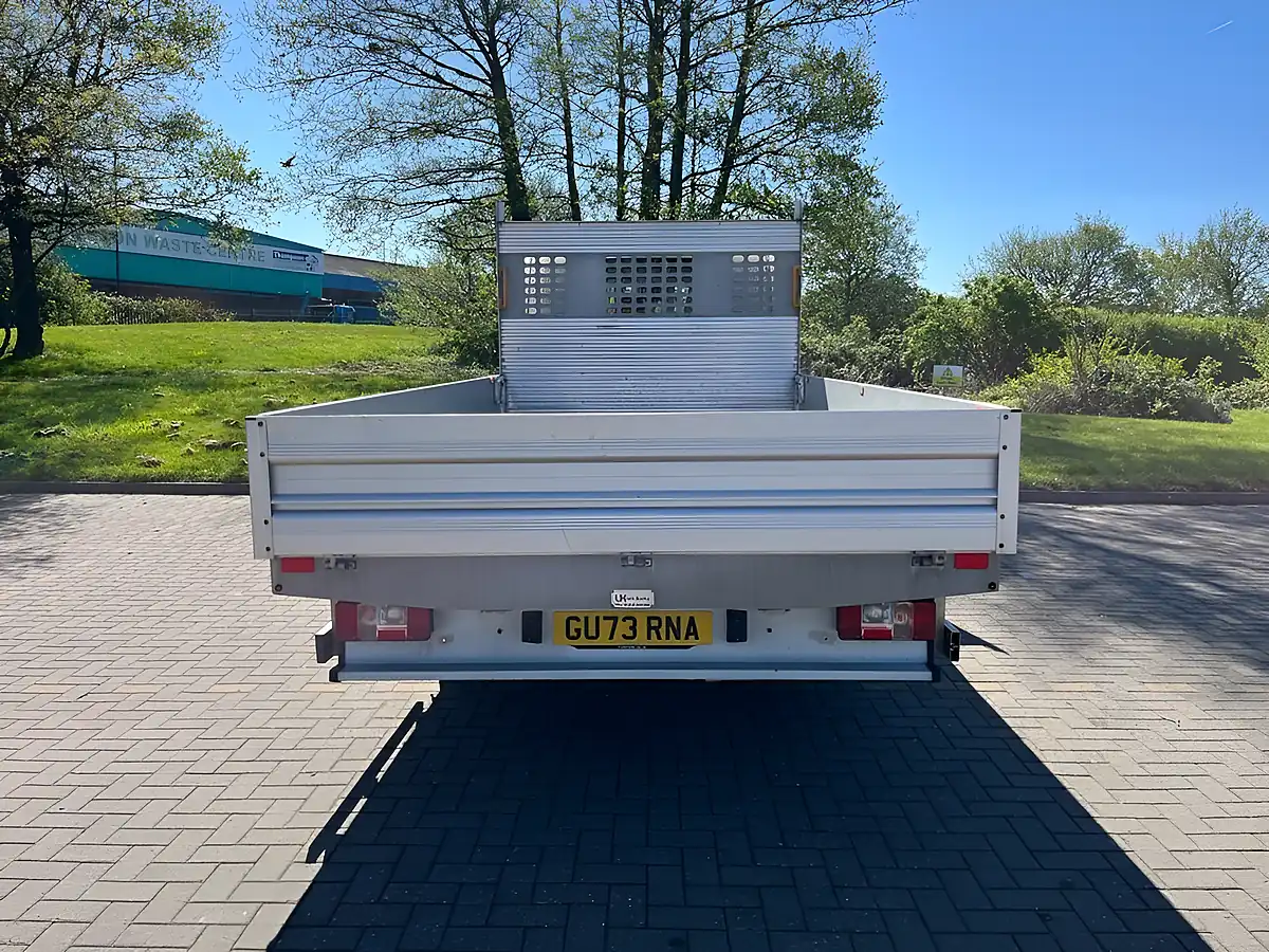 Used 2023 Maxus Deliver 9 Dropside White - Interior and Exterior details 15
