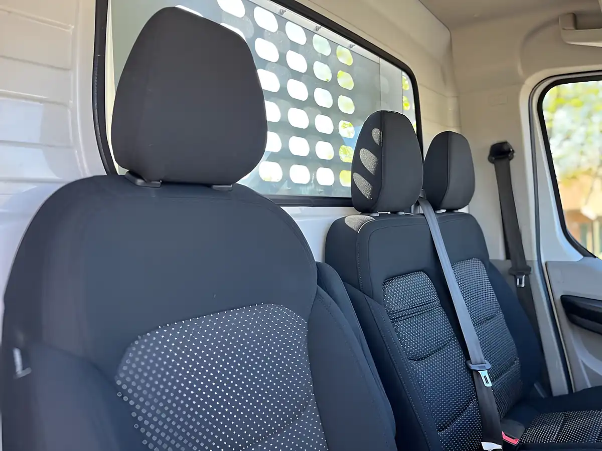 Used 2023 Maxus Deliver 9 Dropside White - Interior and Exterior details 20