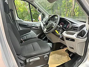 Used 2023 Maxus Deliver 9 L3 H2 Silver - Interior and Exterior details 11