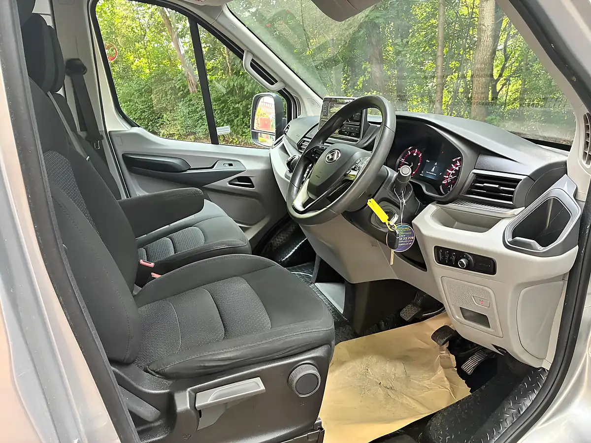 Used 2023 Maxus Deliver 9 L3 H2 Silver - Interior and Exterior details 11