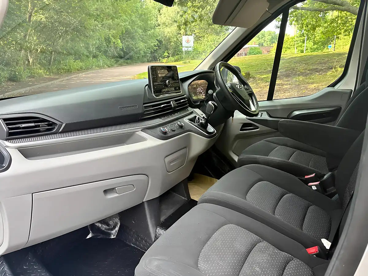 Used 2023 Maxus Deliver 9 L3 H2 Silver - Interior and Exterior details 12