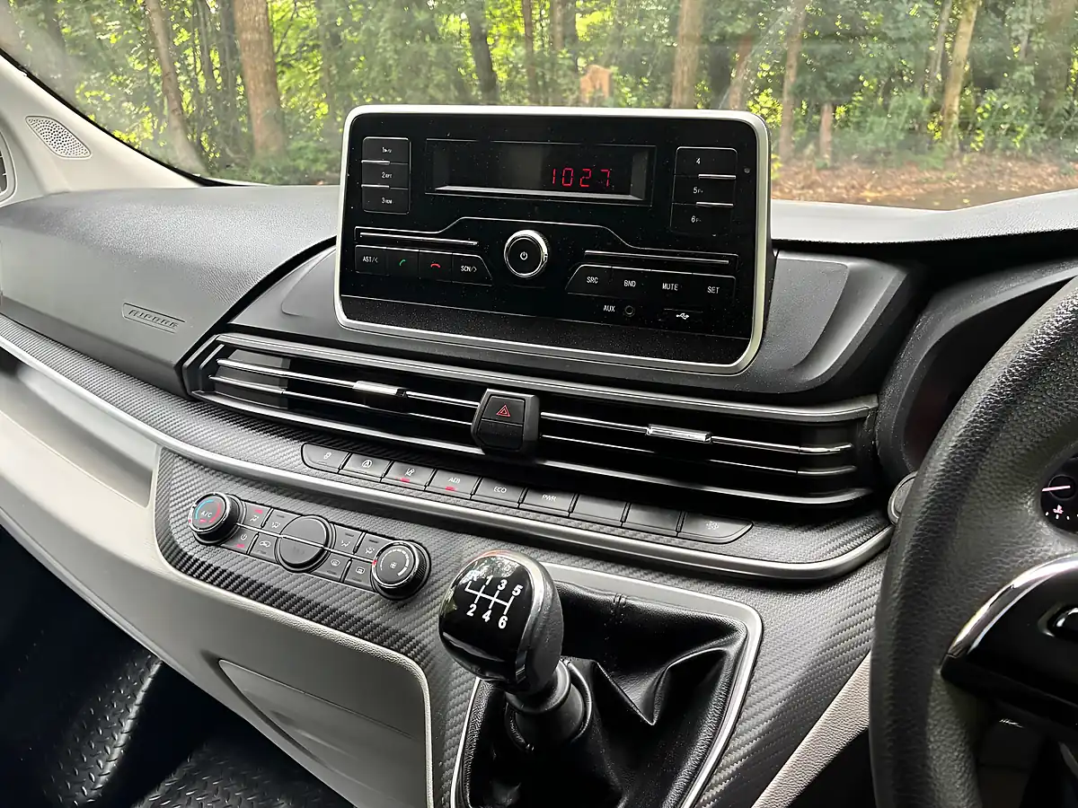 Used 2023 Maxus Deliver 9 L3 H2 Silver - Interior and Exterior details 15