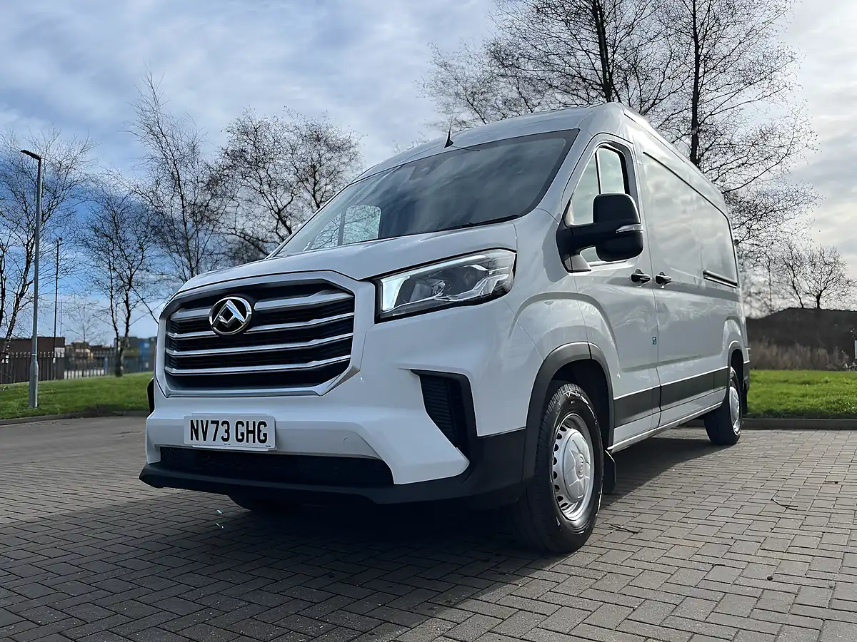 Used 2023 Maxus Deliver 9 Panel Van L3 H2 White - Interior and Exterior details 4