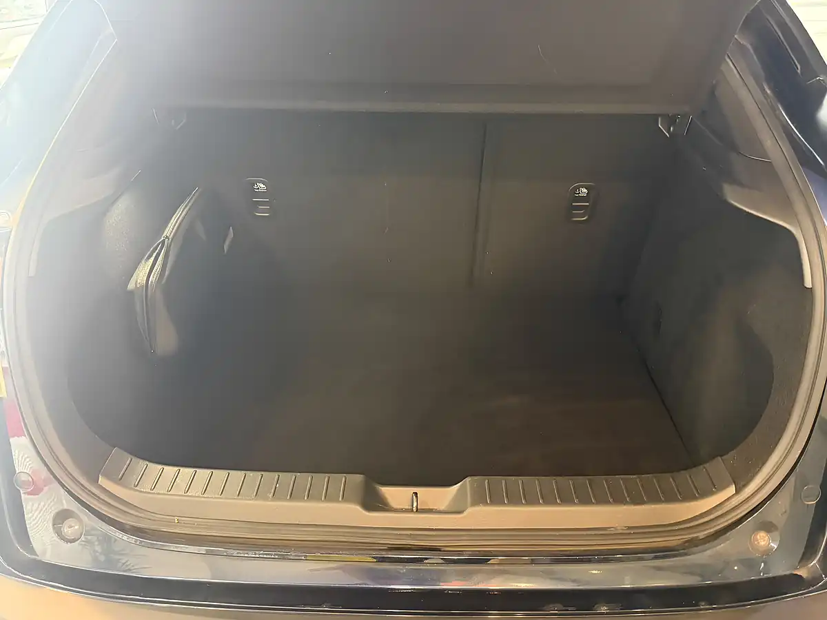 Used 2023 Mazda CX-30 Se-L Lux Blue - Interior and Exterior details 11