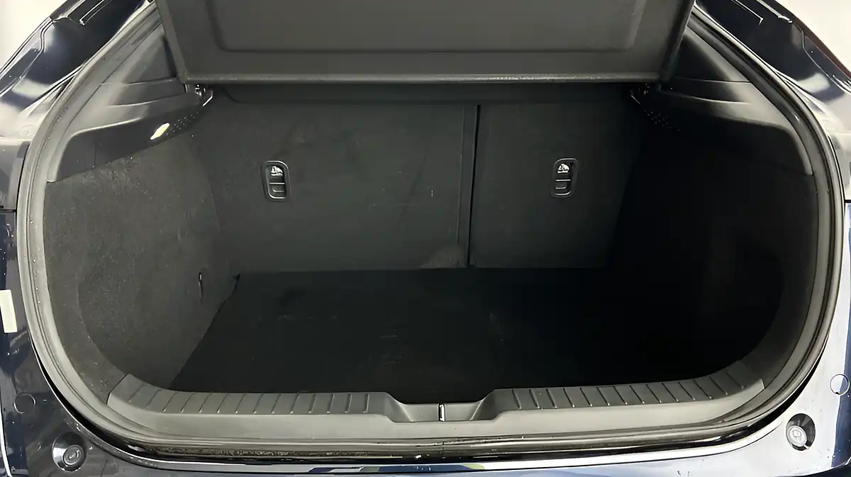 Used 2023 Mazda CX-30 Se-L Lux Blue - Interior and Exterior details 14