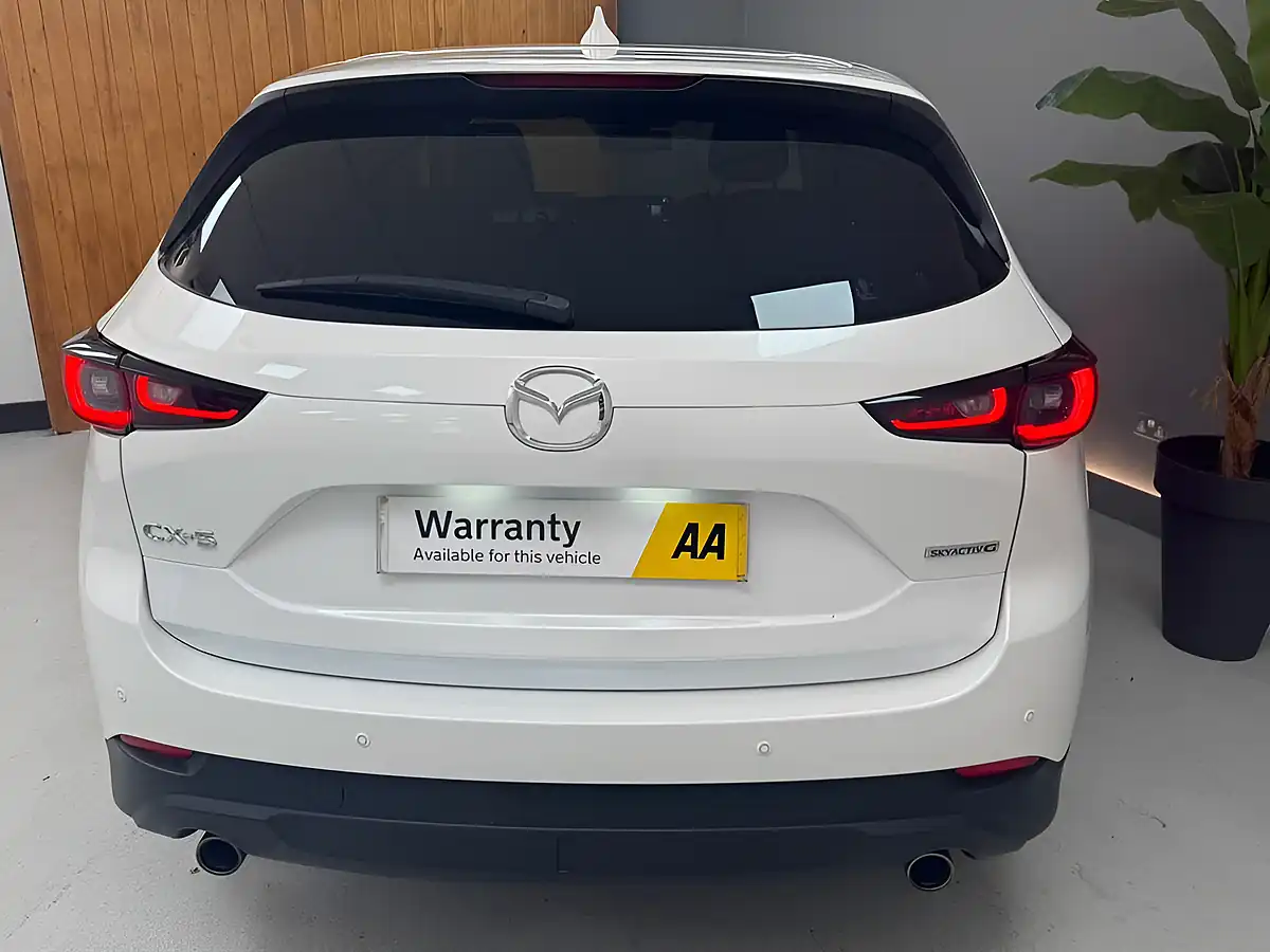 Used 2023 Mazda CX-5 Se-L White - Interior and Exterior details 8