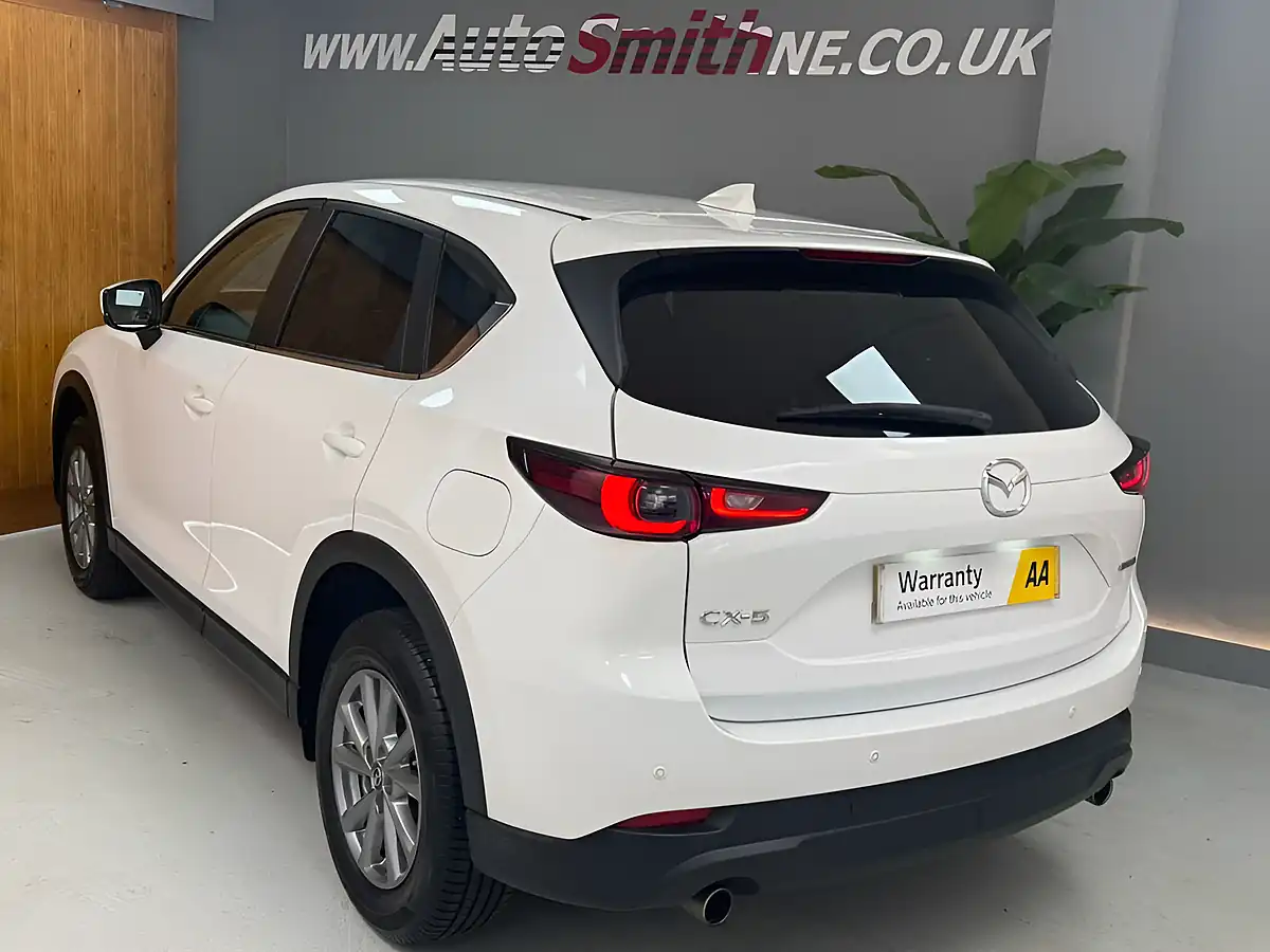 Used 2023 Mazda CX-5 Se-L White - Interior and Exterior details 9