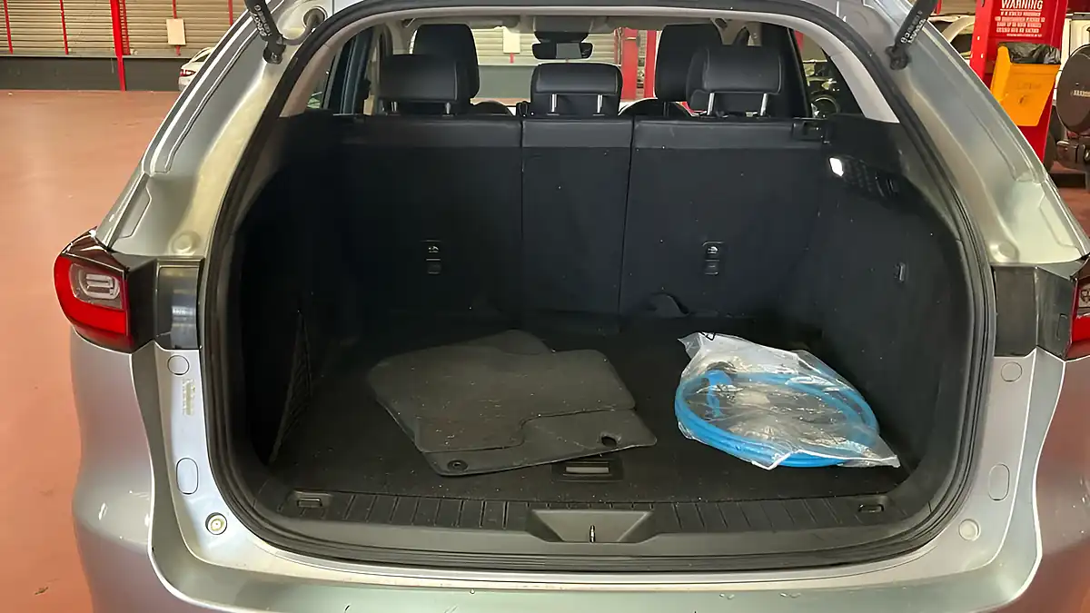 Used 2023 Mazda CX-60 Homura Silver - Interior and Exterior details 7