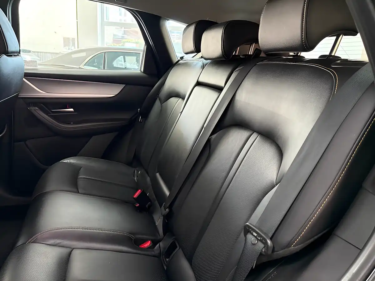 Used 2023 Mazda CX-60 Homura Silver - Interior and Exterior details 17