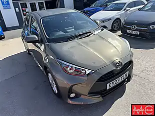 Used 2023 Mazda Mazda2 Agile Bronze - Interior and Exterior details 4