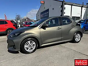 Used 2023 Mazda Mazda2 Agile Bronze - Interior and Exterior details 8