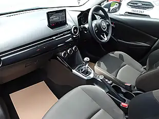 Used 2023 Mazda Mazda2 Se-L Sonic Silver - Interior and Exterior details 2