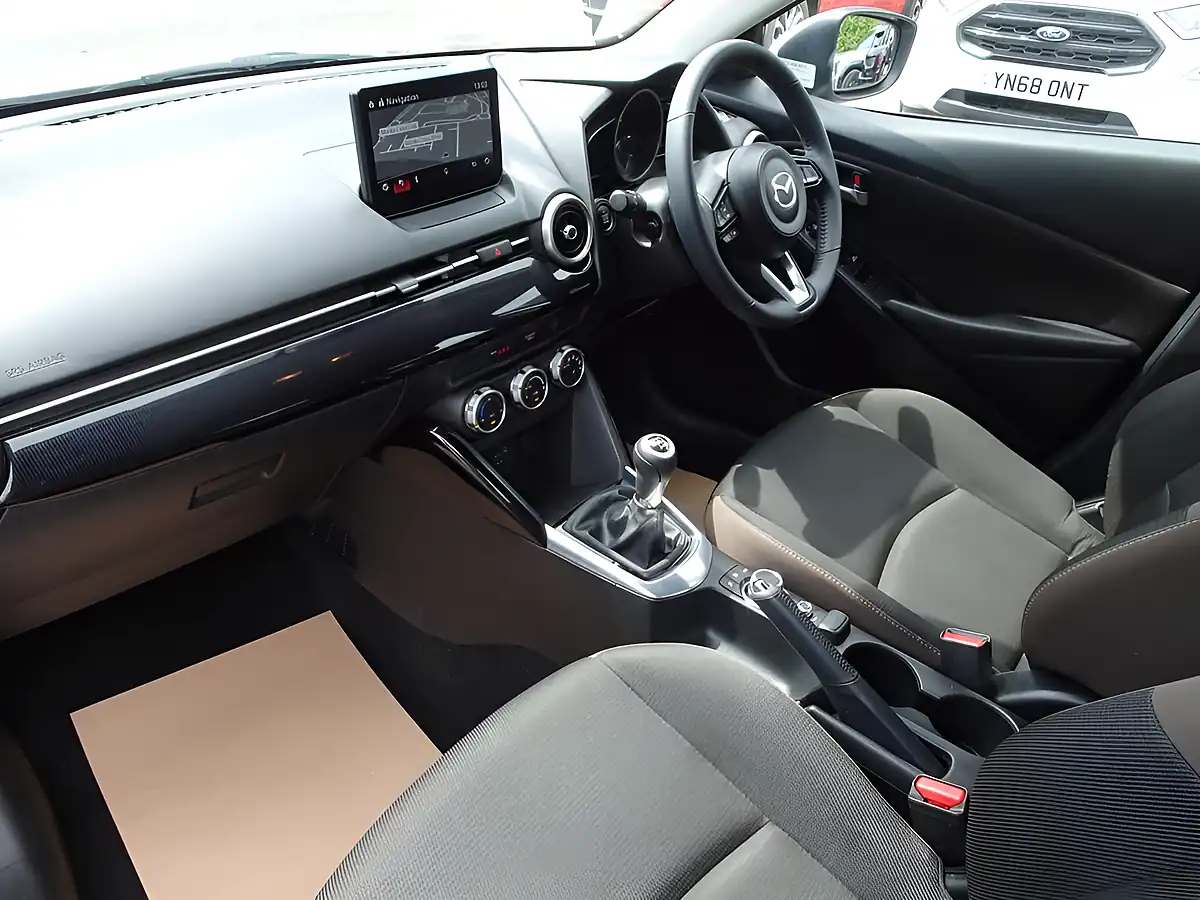 Used 2023 Mazda Mazda2 Se-L Sonic Silver - Interior and Exterior details 2