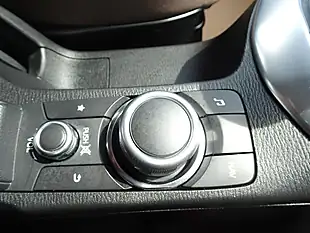 Used 2023 Mazda Mazda2 Se-L Sonic Silver - Interior and Exterior details 4