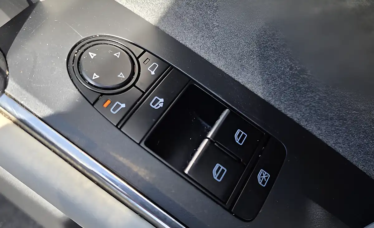Used 2023 Mazda MX-30 Prime-Line White Silver Premium Paintwork - Interior and Exterior details 19
