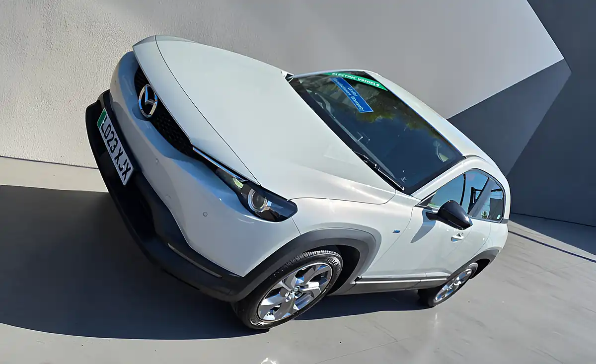 Used 2023 Mazda MX-30 Prime-Line White Silver Premium Paintwork - Interior and Exterior details 6