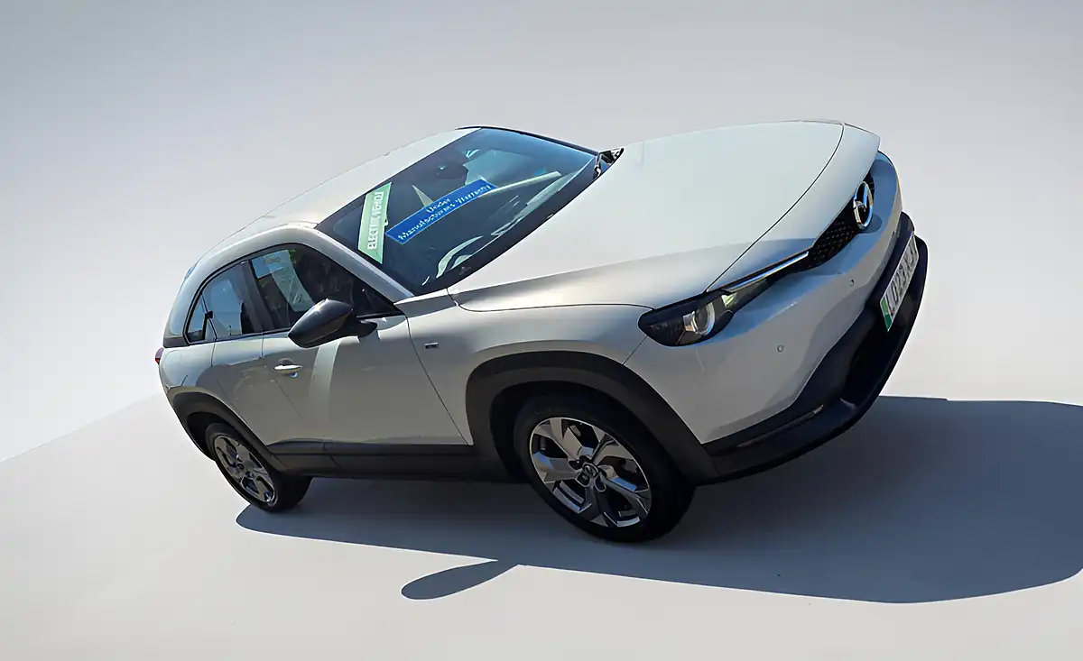 Used 2023 Mazda MX-30 Prime-Line White Silver Premium Paintwork - Interior and Exterior details 8