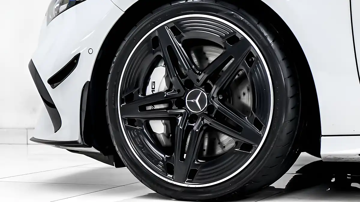 Used 2023 Mercedes-Benz a Class Premium Plus White - Interior and Exterior details 11