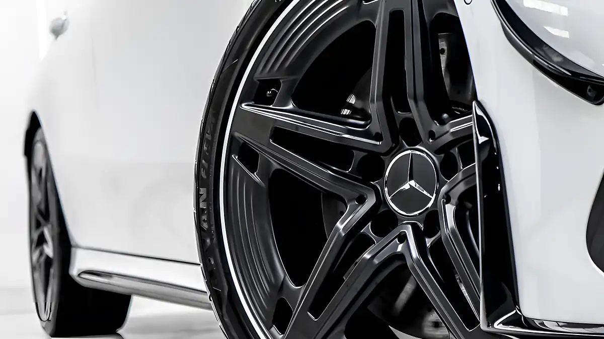 Used 2023 Mercedes-Benz a Class Premium Plus White - Interior and Exterior details 6