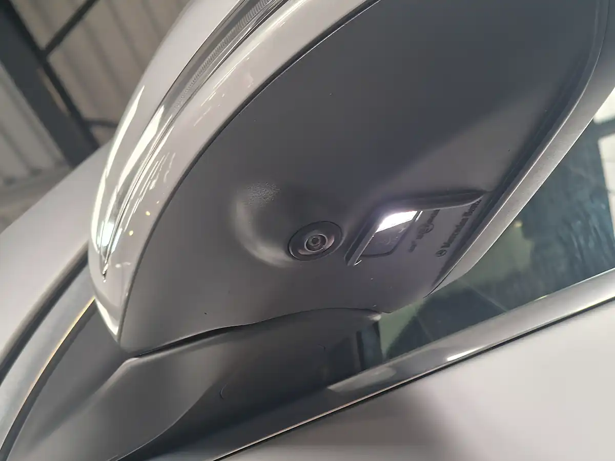 Used 2023 Mercedes-Benz Eqa AMG Line Premium Iridium Silver - Interior and Exterior details 9