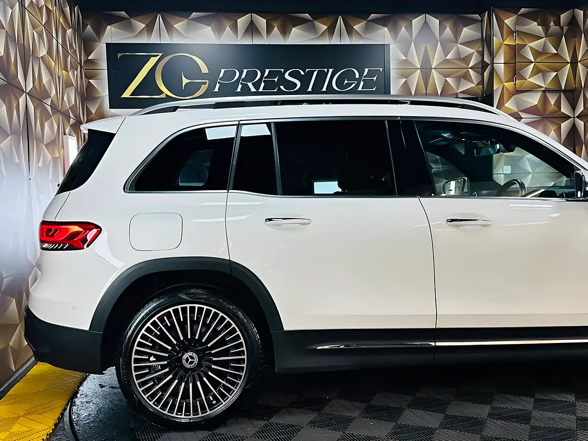 Used 2023 Mercedes-Benz Eqb AMG Line Polar White - Interior and Exterior details 13