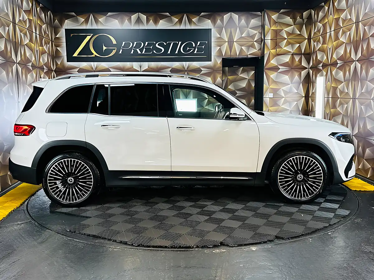 Used 2023 Mercedes-Benz Eqb AMG Line Polar White - Interior and Exterior details 8
