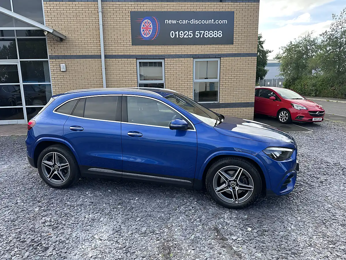 Used 2023 Mercedes-Benz Gla AMG Line Blue - Front View