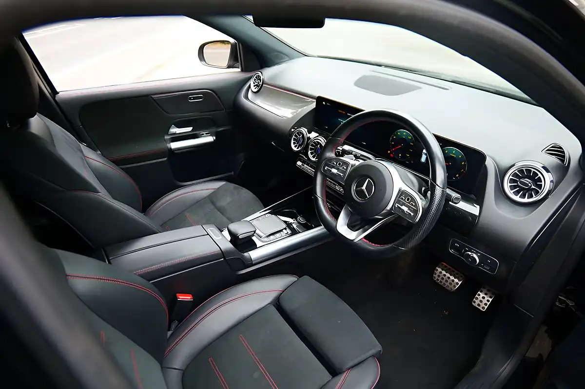 Used 2023 Mercedes-Benz Gla AMG Line Executive Cosmos Black - Interior and Exterior details 3