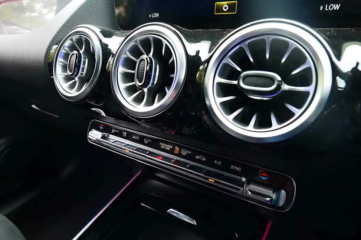 Used 2023 Mercedes-Benz Gla AMG Line Executive Cosmos Black - Interior and Exterior details 7