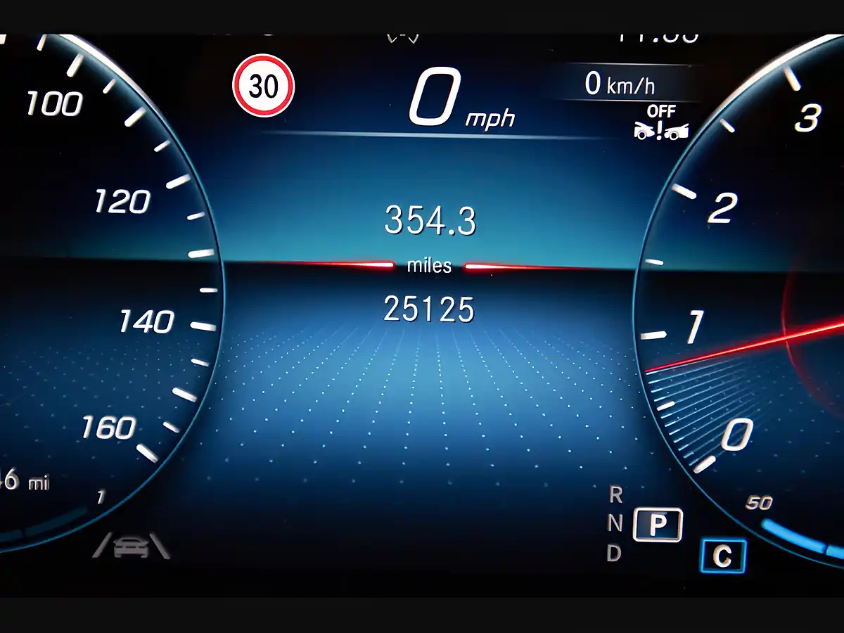 Used 2023 Mercedes-Benz Gla AMG Line Night Edition (premium Plus) Blue - Interior and Exterior details 17