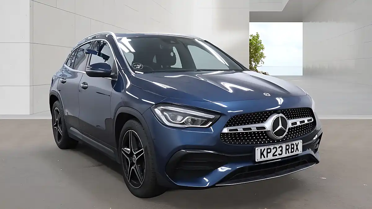 Used 2023 Mercedes-Benz Gla AMG Line Premium Blue - Front View