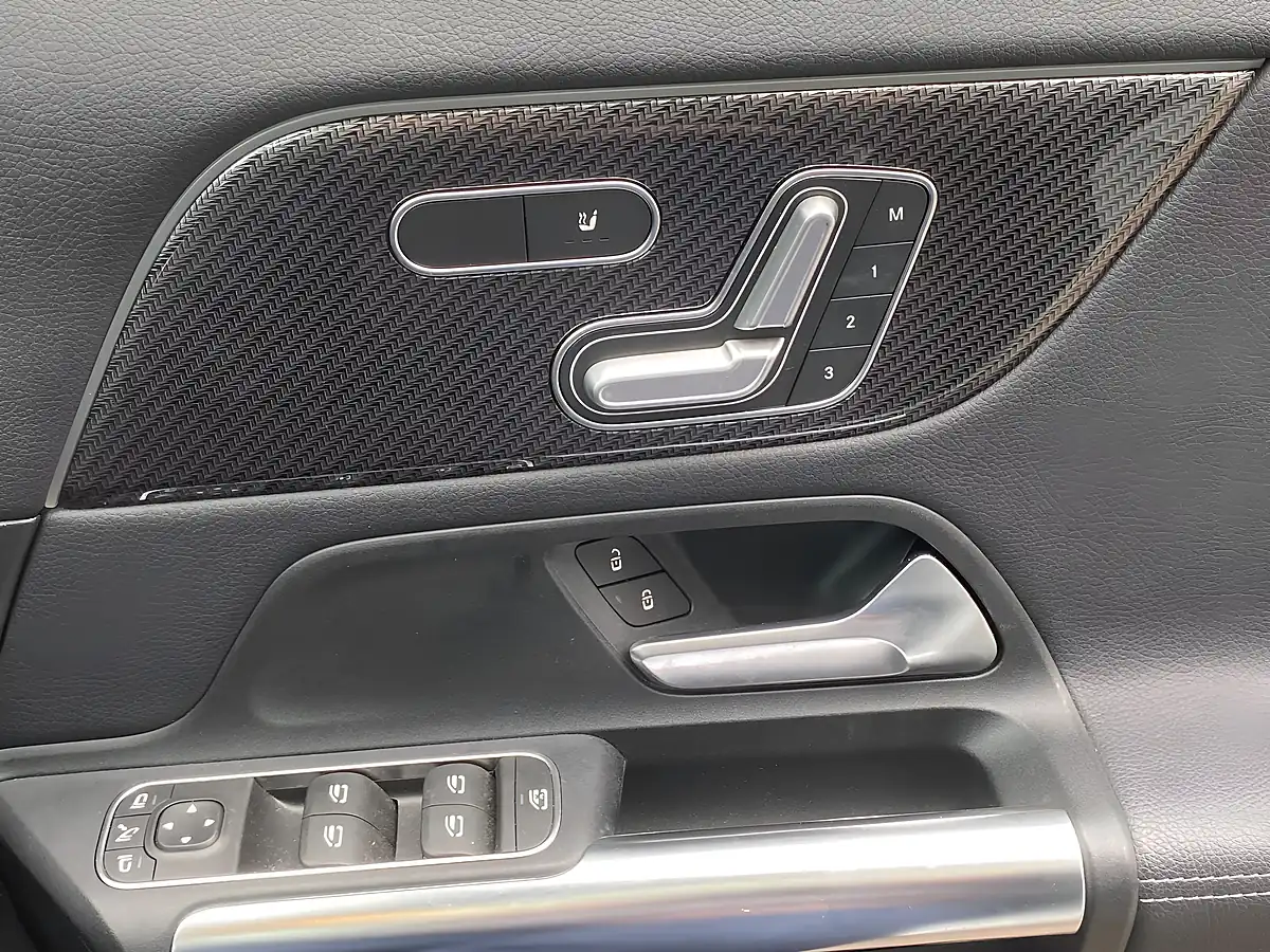 Used 2023 Mercedes-Benz Gla Premium Plus White - Interior and Exterior details 11