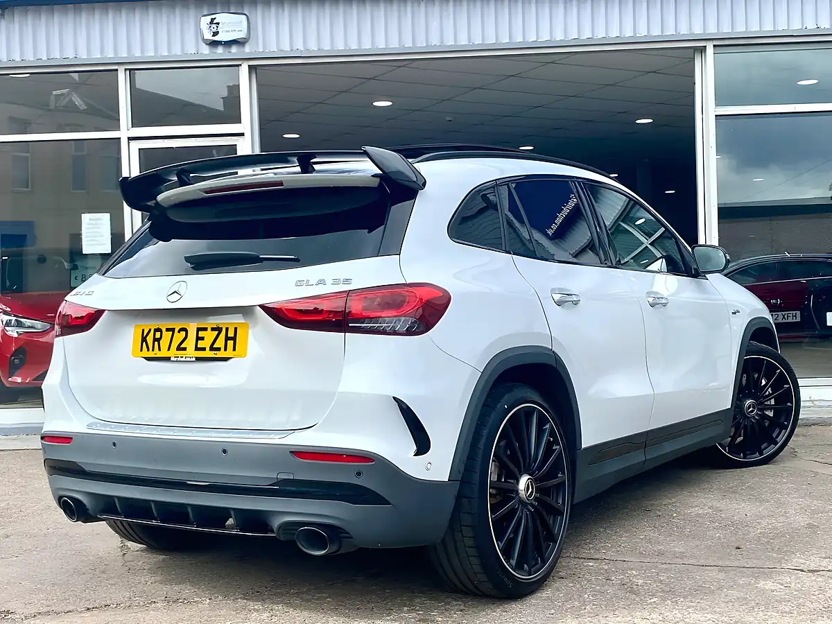 Used 2023 Mercedes-Benz Gla Premium Plus White - Interior and Exterior details 9