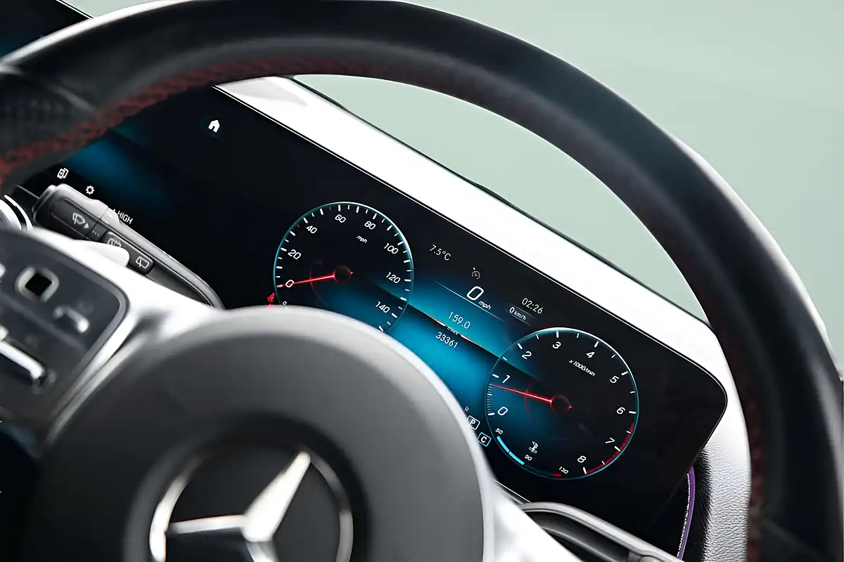 Used 2023 Mercedes-Benz Glb AMG Line (executive) Blue - Interior and Exterior details 13