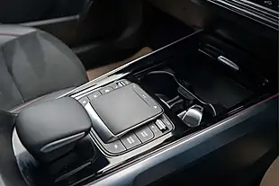 Used 2023 Mercedes-Benz Glb AMG Line (executive) Blue - Interior and Exterior details 18