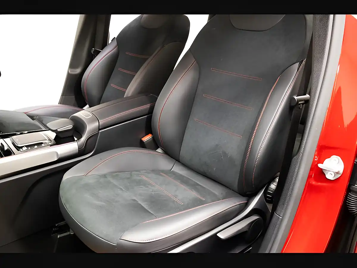 Used 2023 Mercedes-Benz Glb AMG Line (executive) Red - Interior and Exterior details 10