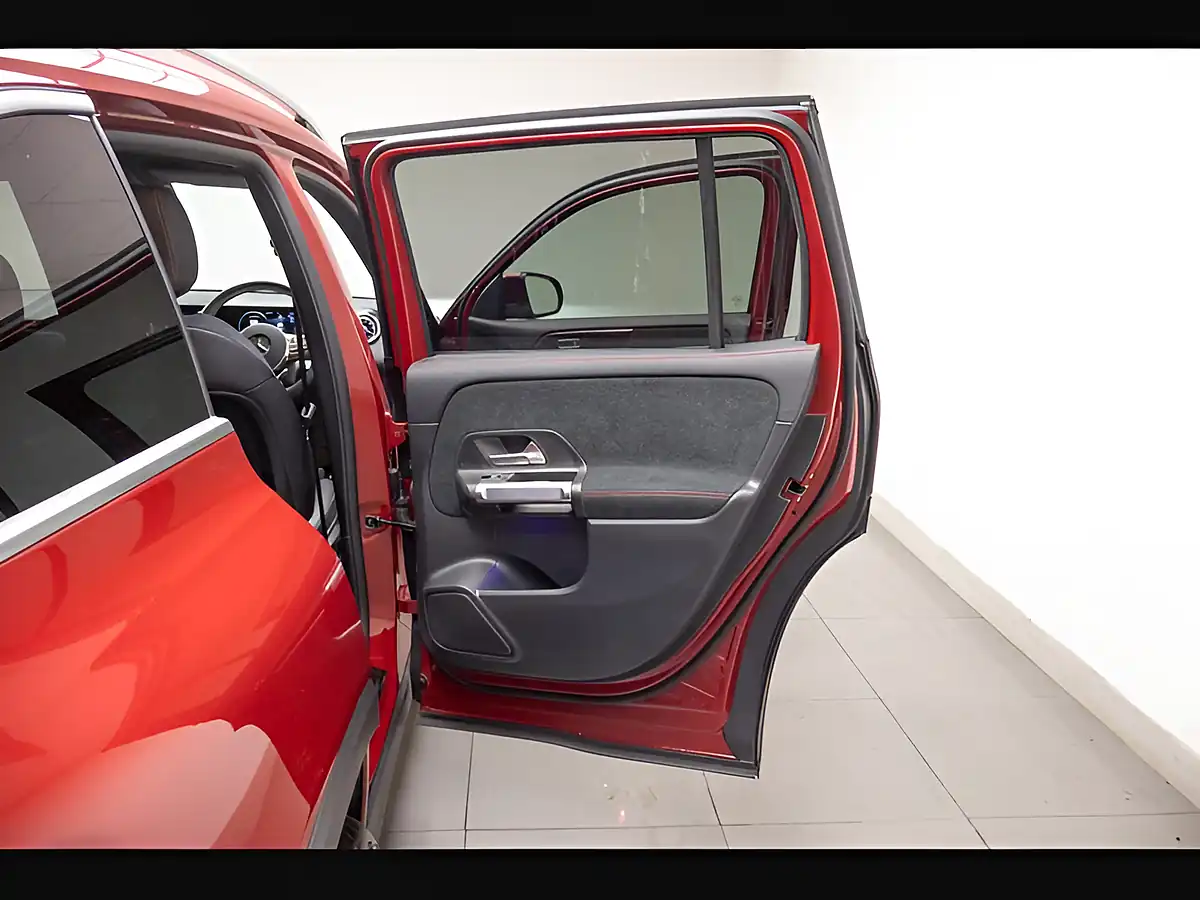 Used 2023 Mercedes-Benz Glb AMG Line (executive) Red - Interior and Exterior details 19