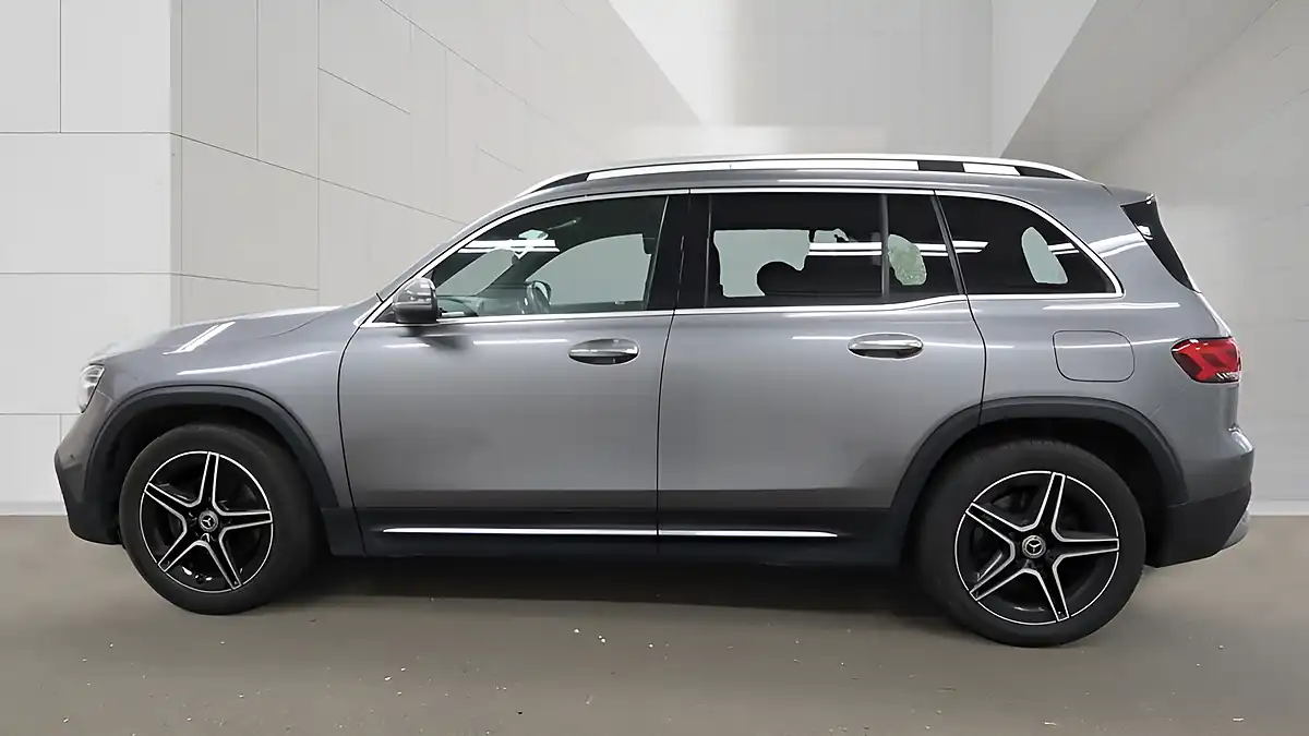 Used 2023 Mercedes-Benz Glb AMG Line (premium) Grey - Interior and Exterior details 6