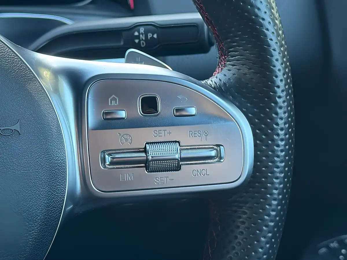 Used 2023 Mercedes-Benz Glb AMG Line (premium) Grey - Interior and Exterior details 18