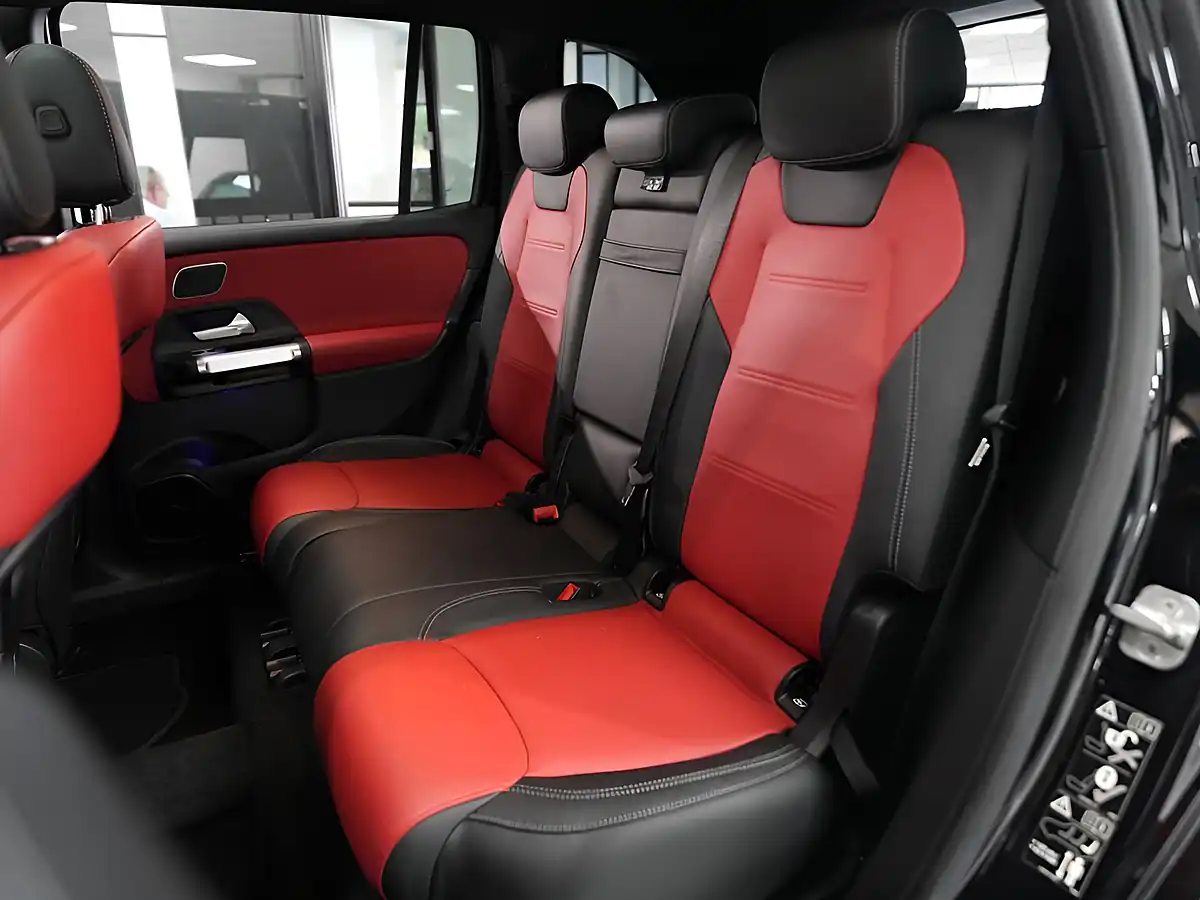 Used 2023 Mercedes-Benz Glb Premium Plus Cosmos Black - Interior and Exterior details 11