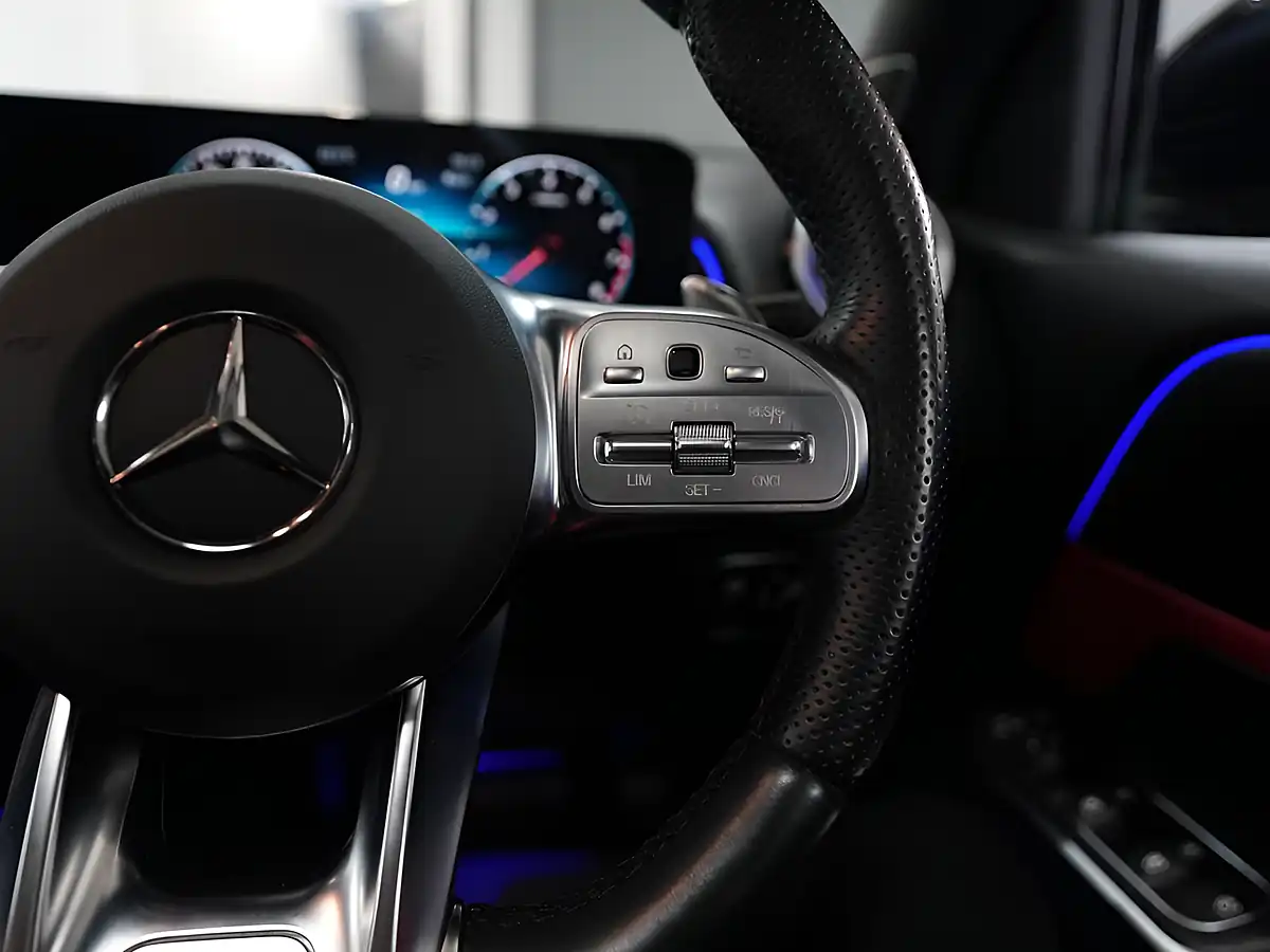 Used 2023 Mercedes-Benz Glb Premium Plus Cosmos Black - Interior and Exterior details 14
