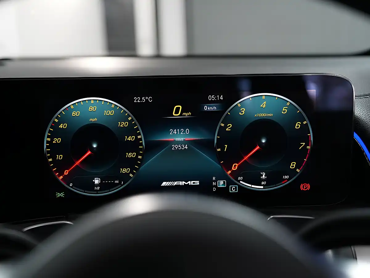Used 2023 Mercedes-Benz Glb Premium Plus Cosmos Black - Interior and Exterior details 15
