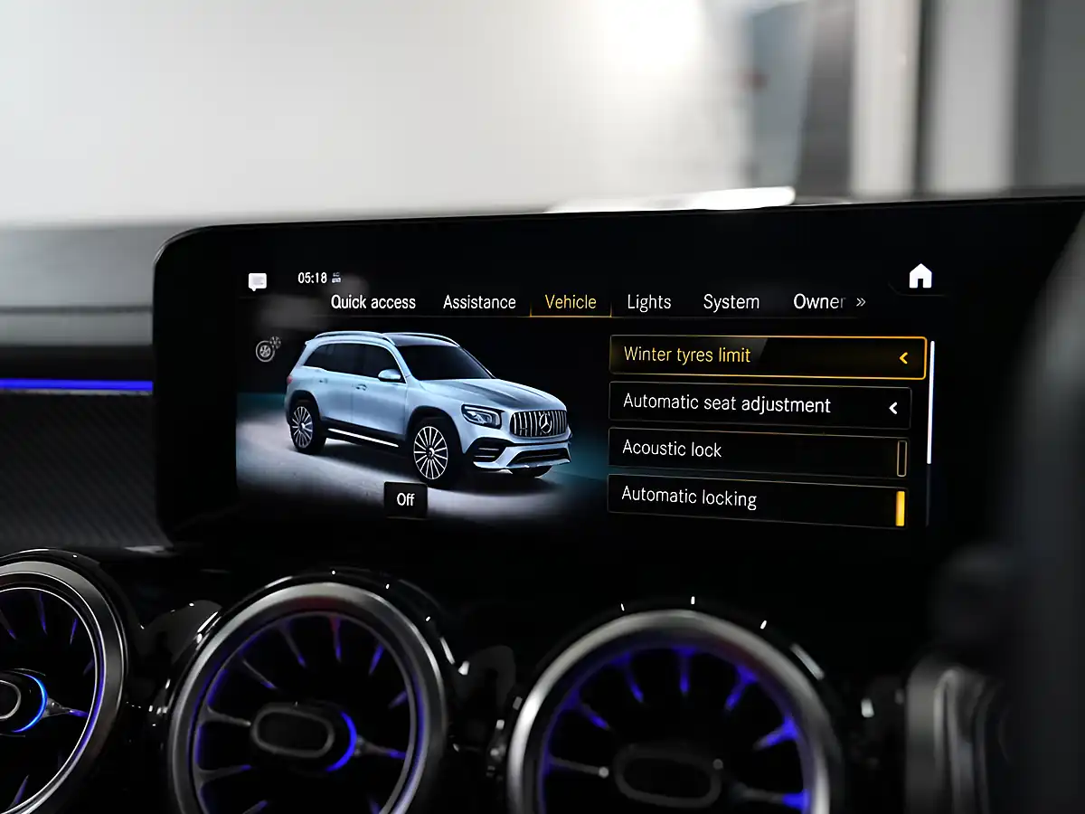 Used 2023 Mercedes-Benz Glb Premium Plus Cosmos Black - Interior and Exterior details 19