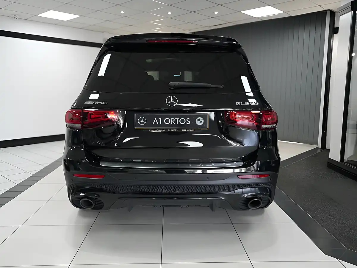 Used 2023 Mercedes-Benz Glb Premium Plus Cosmos Black - Interior and Exterior details 7