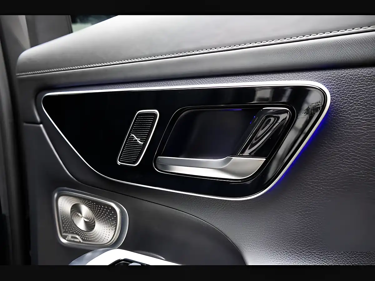 Used 2023 Mercedes-Benz Glc AMG Line (premium Plus) Grey - Interior and Exterior details 11